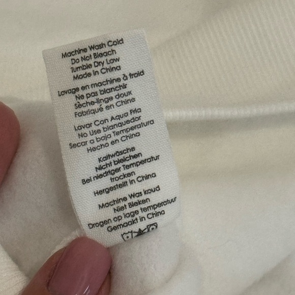 PJ SALVAGE Ski Mountain Bound Hoodie - NWOT - Size L - White - Picture 8 of 8